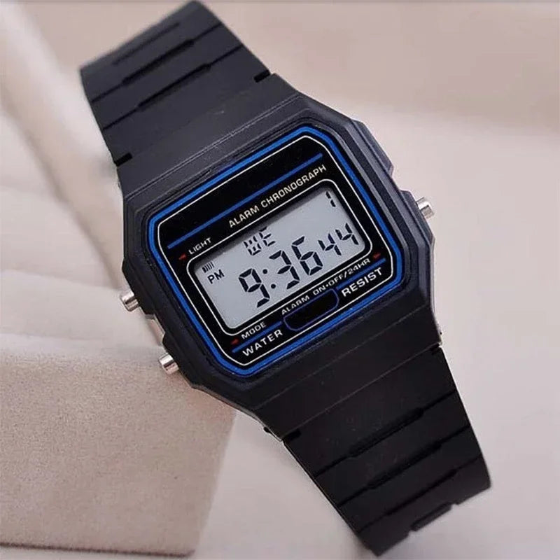 Men's Sports-Casual Minimalist Square LED Watch: Digital Display Design, Perfect for Daily Wear & Students